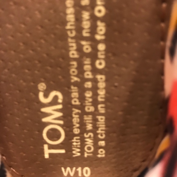 TOMS Women’s Pink Canvas Classics Size 10 - Picture 8 of 8